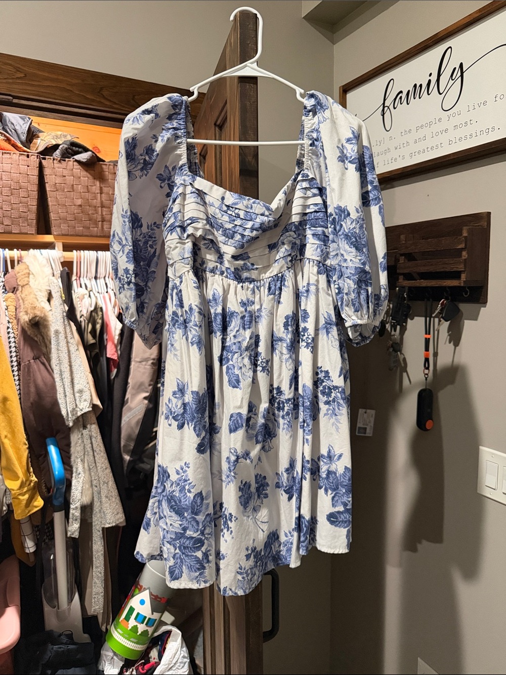 Abercrombie & Fitch White and Blue Floral Puff-Sleeve Tunic